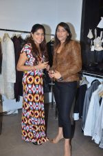 at Troy Costa store launch in Mumbai on 19th Oct 2011 (39).JPG